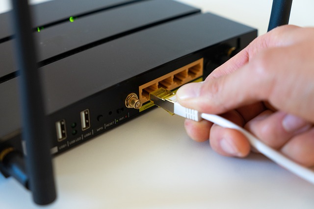 Connexion à un routeur sans fil avec un câble en cuivre RJ45